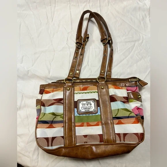 Coach Multicolor Signature Shoulder Bag - Picture 2 of 9